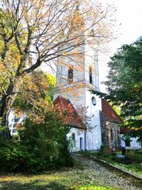 Atron Bestattungen, Der Gute Bestatter, Bestatter Berlin, Beerdigung, Kapelle, Friedhof, Krematorium